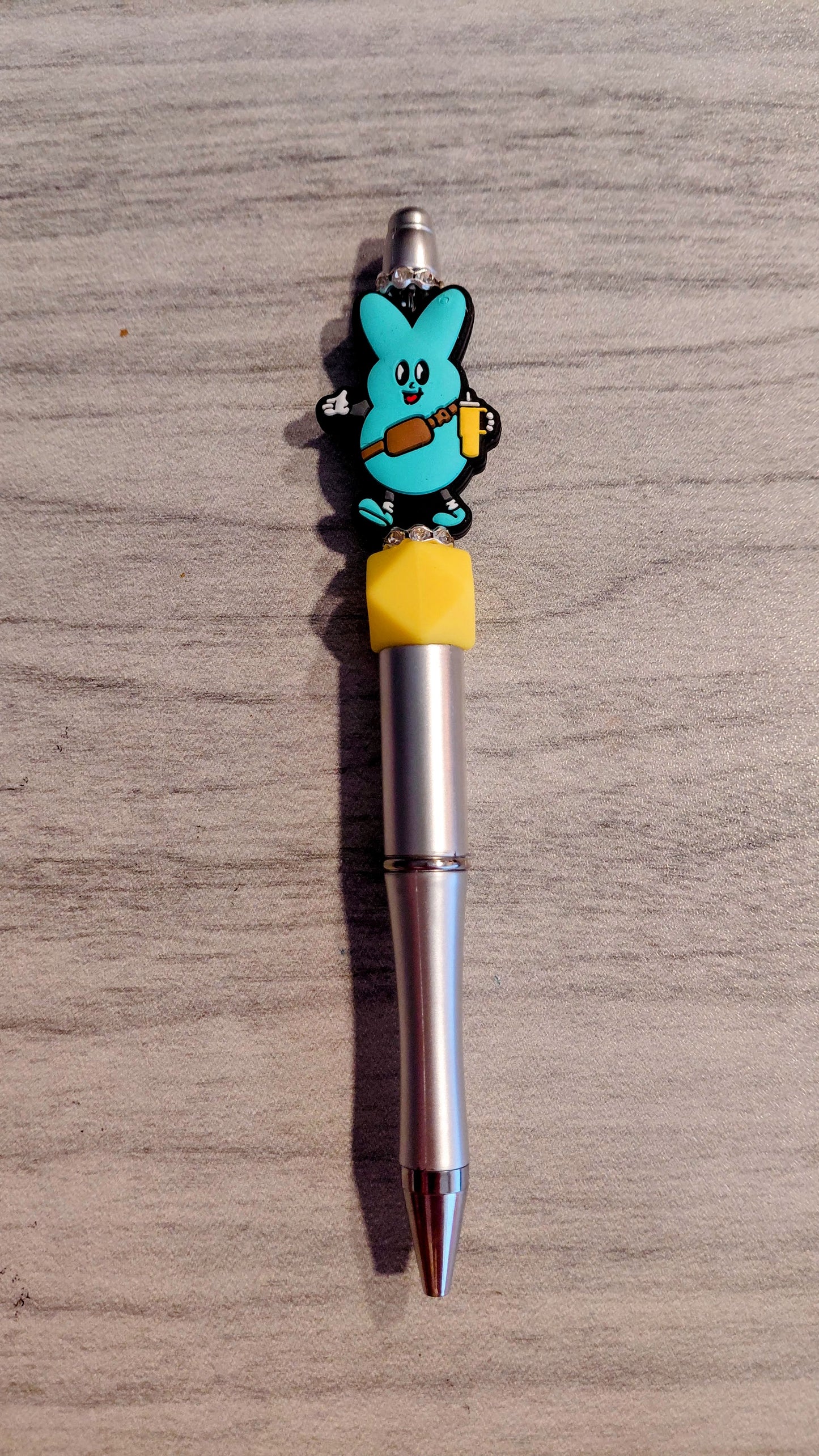 #29 Pen Easter